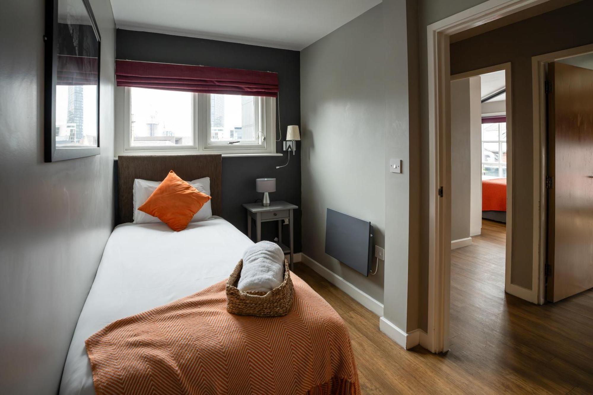 High Street Town House Aparthotel Manchester Exterior photo