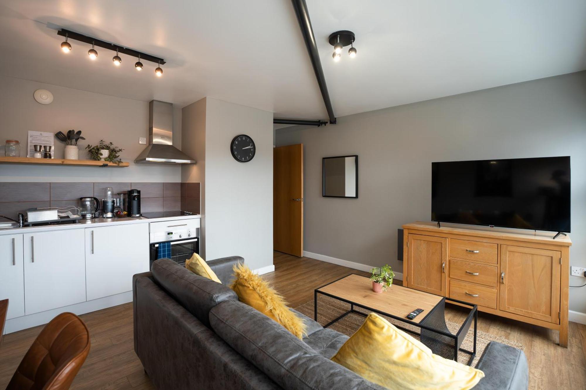 High Street Town House Aparthotel Manchester Exterior photo